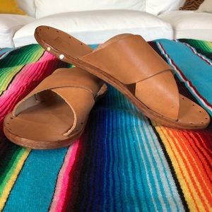 Beek “Robin” Sandal